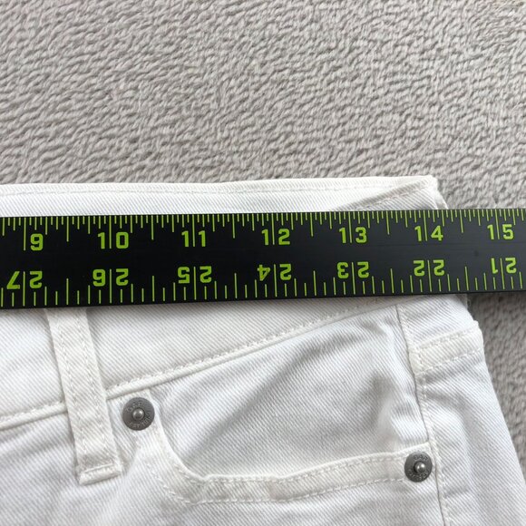 Gap Women's 9" Bermuda Shorts Size 25 Classic White Cuffed Casual Summer - Picture 6 of 12